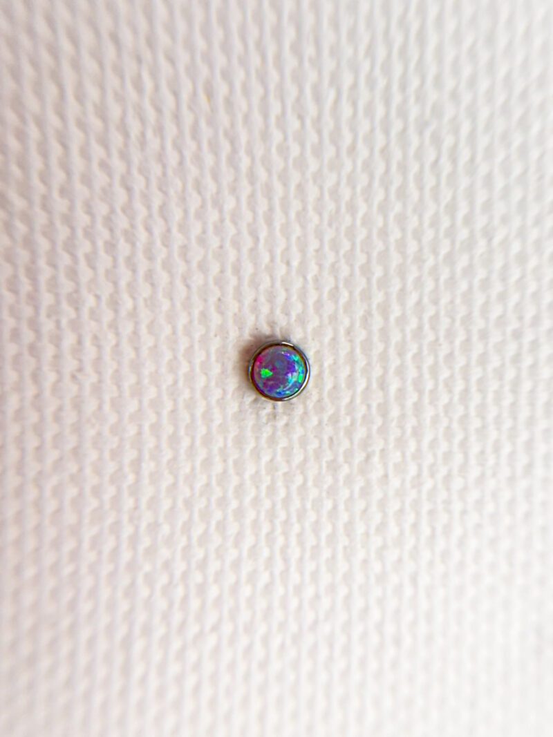 Labret z nakrętką z opalem Skóra Anioła 1.2